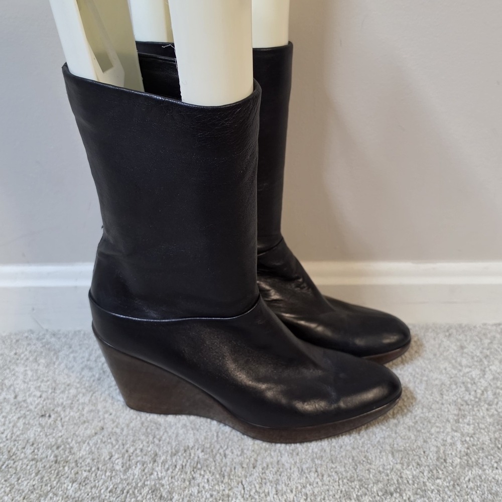 Stuart Weitzman Black Leather Wedge Mid-Calf Boots Womens 8.5 Pull On